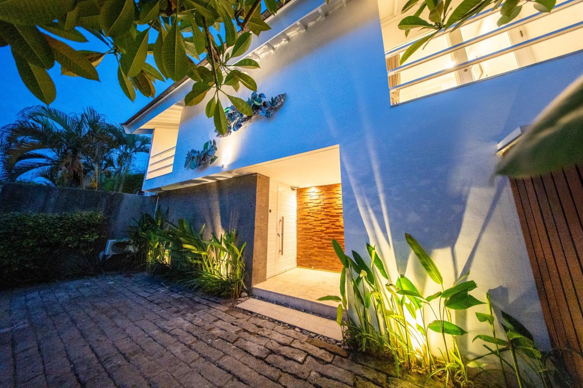 Villa Rainbow Sanur Екстер'єр фото